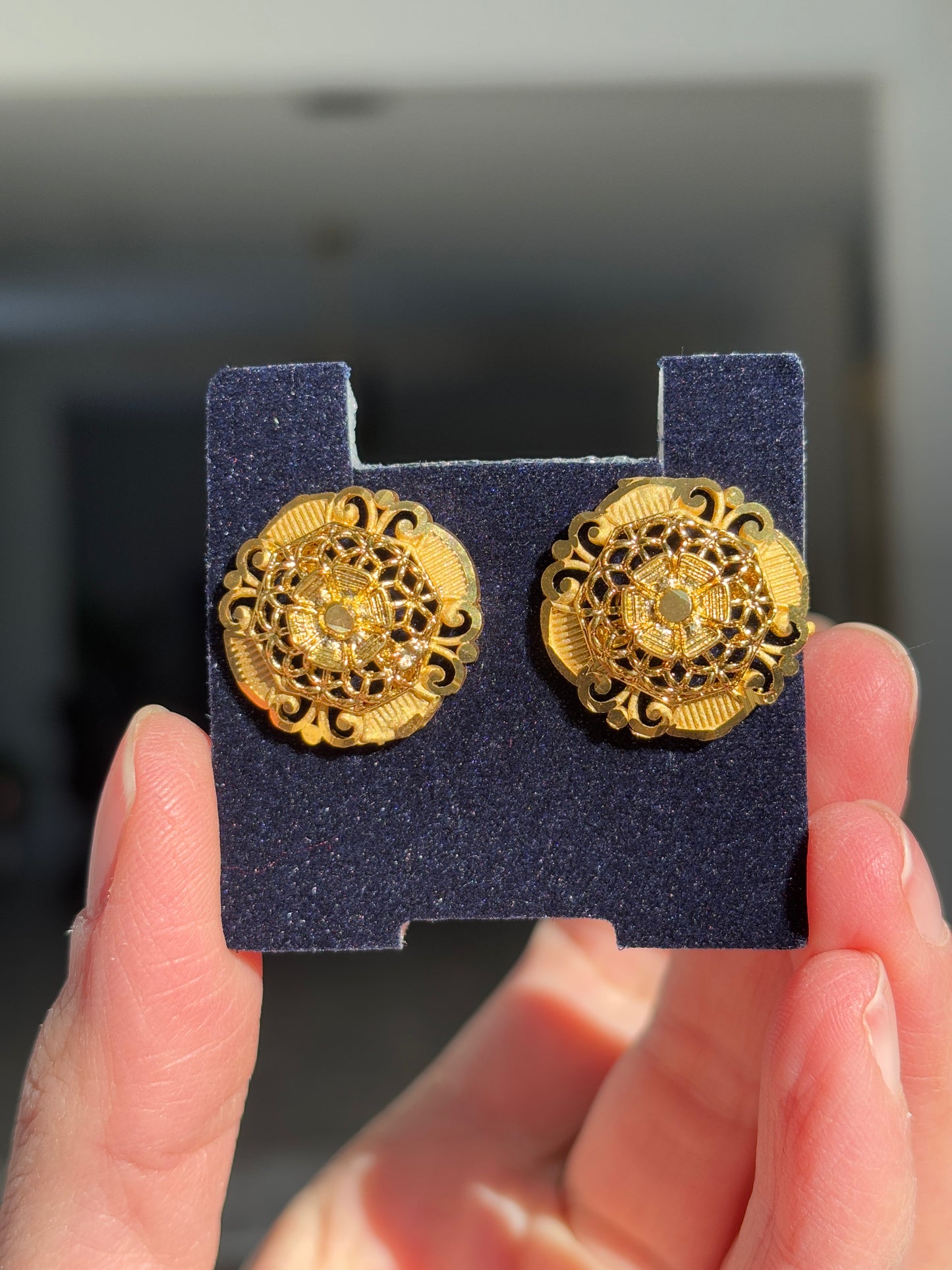 Gold look Studs