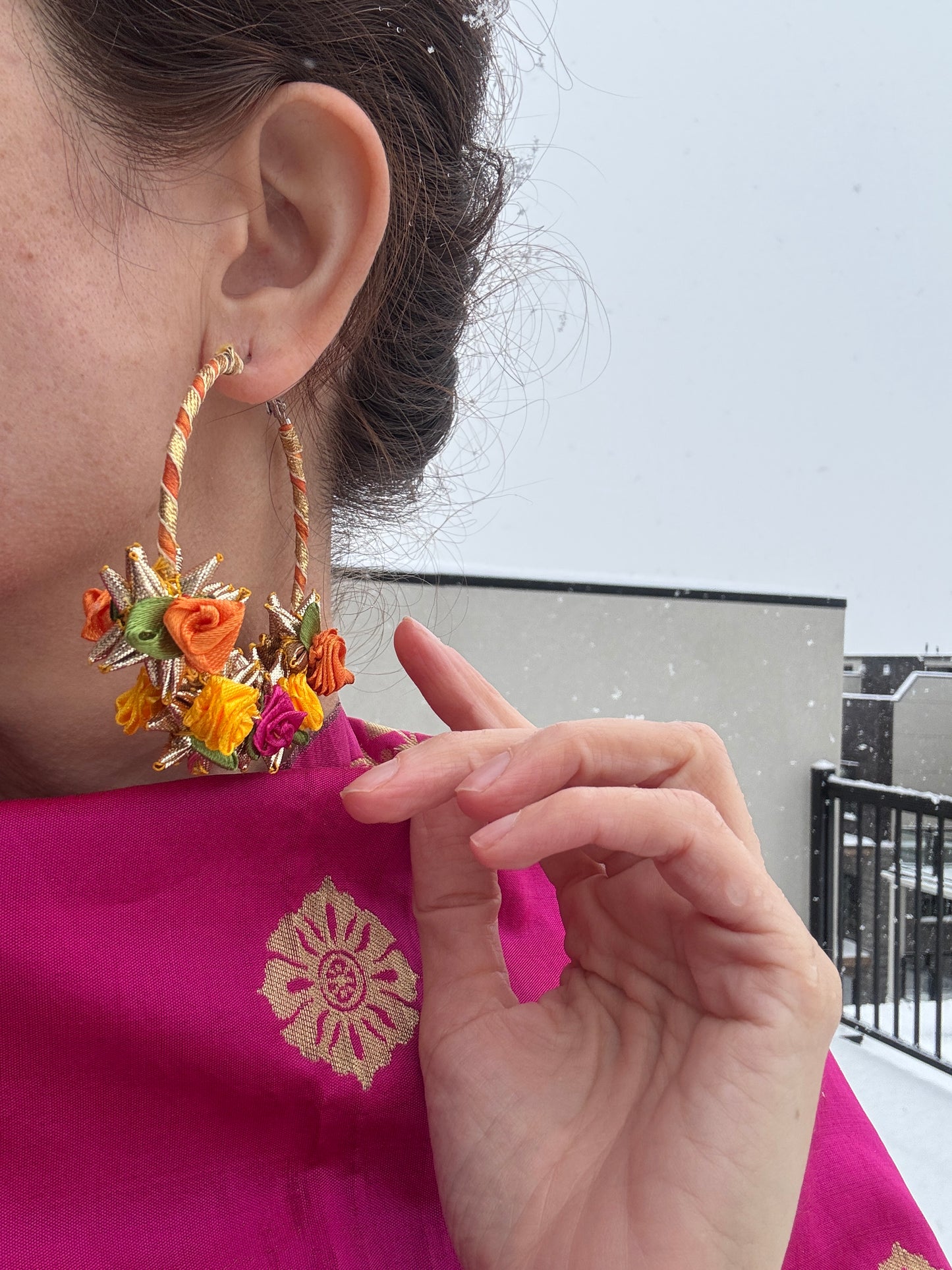 Gota Floral Hoops