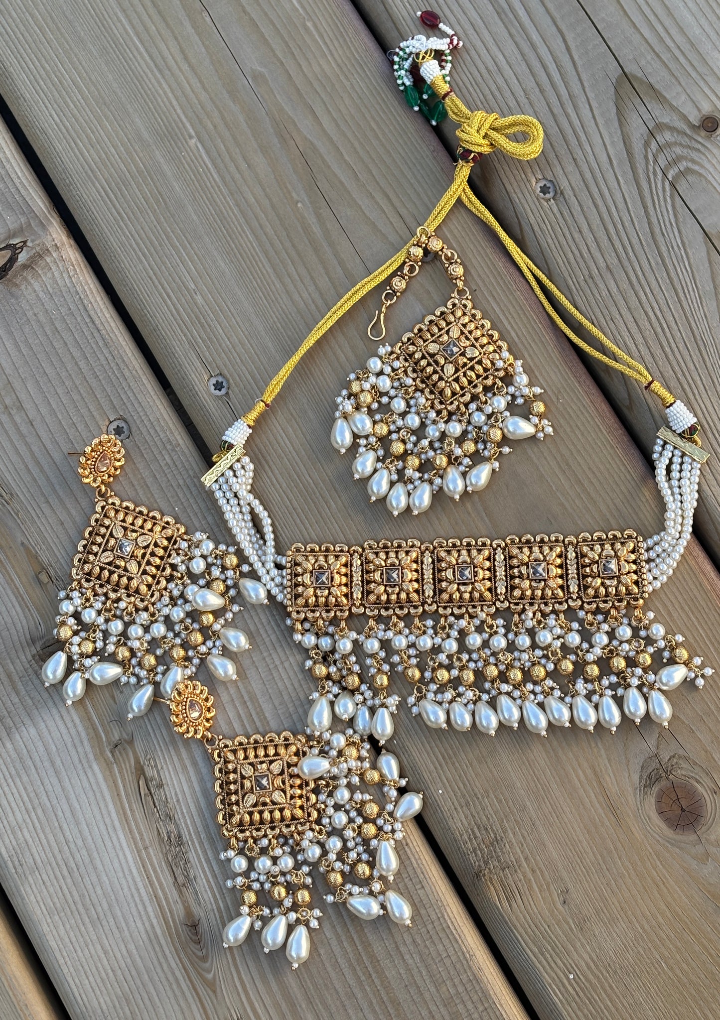 Mahi Pearl & Stone Set