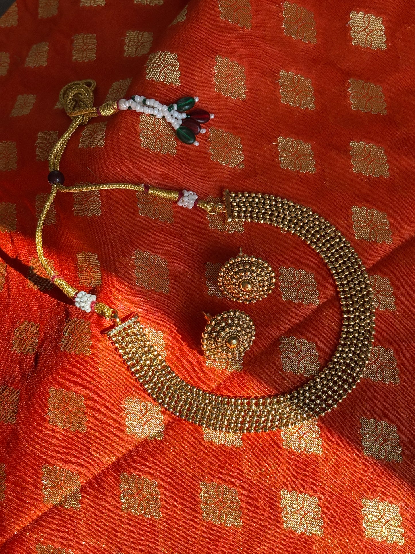 Rahi Necklace Set
